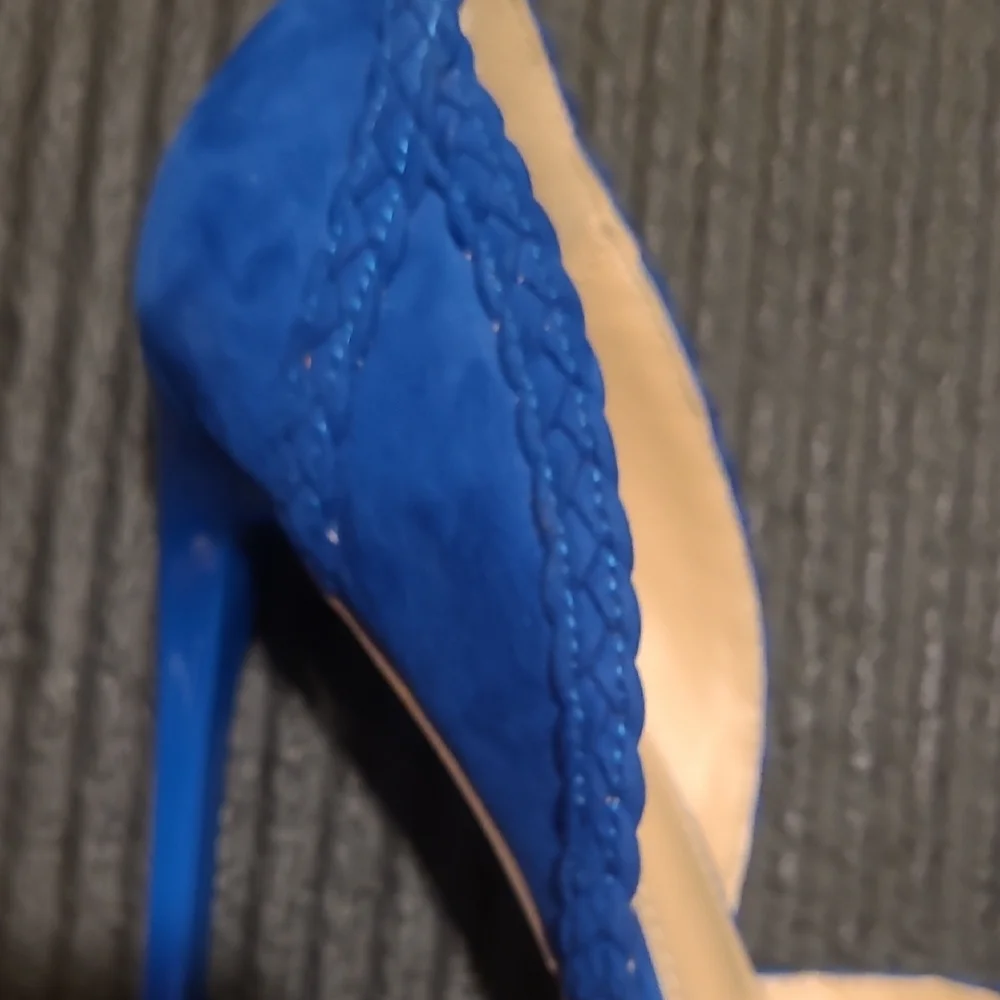 JustFab Women's Faux Suede Blue Heels - Picture 3 of 12